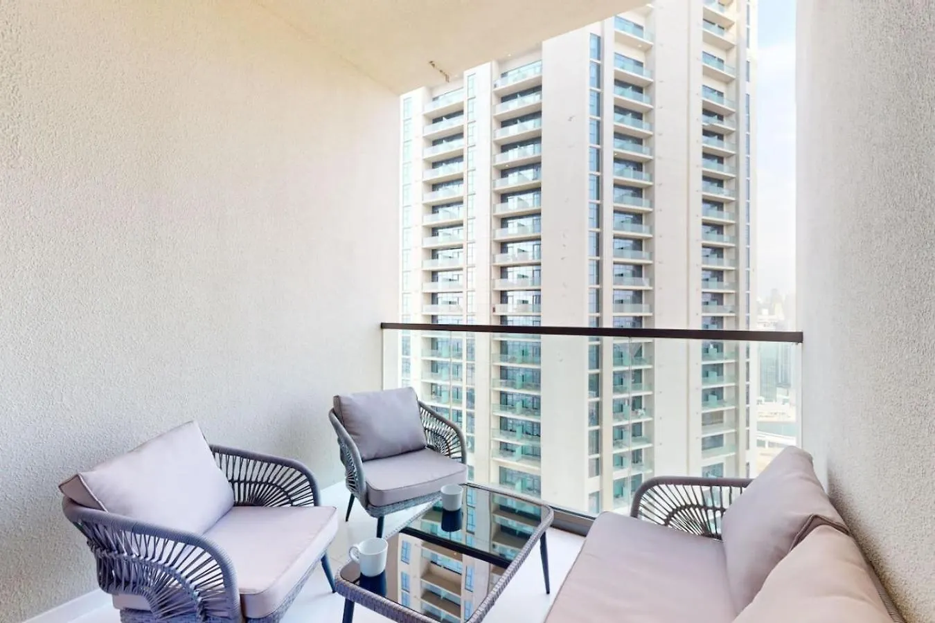 Amber Dust I Family Apartment In Business Bay Dubai Förenade Arabemiraten