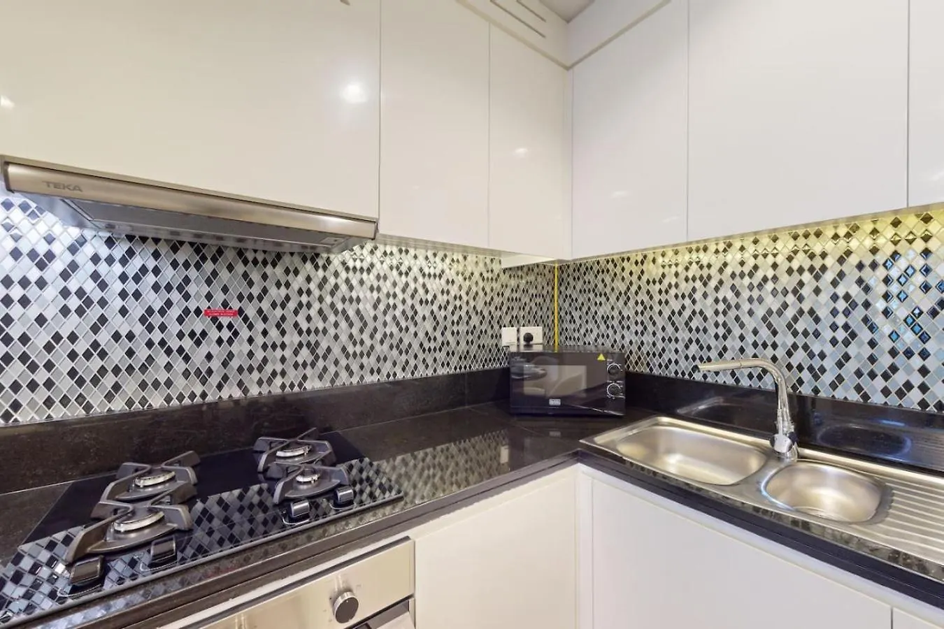 Amber Dust I Family Apartment In Business Bay Dubai 0*,  Förenade Arabemiraten