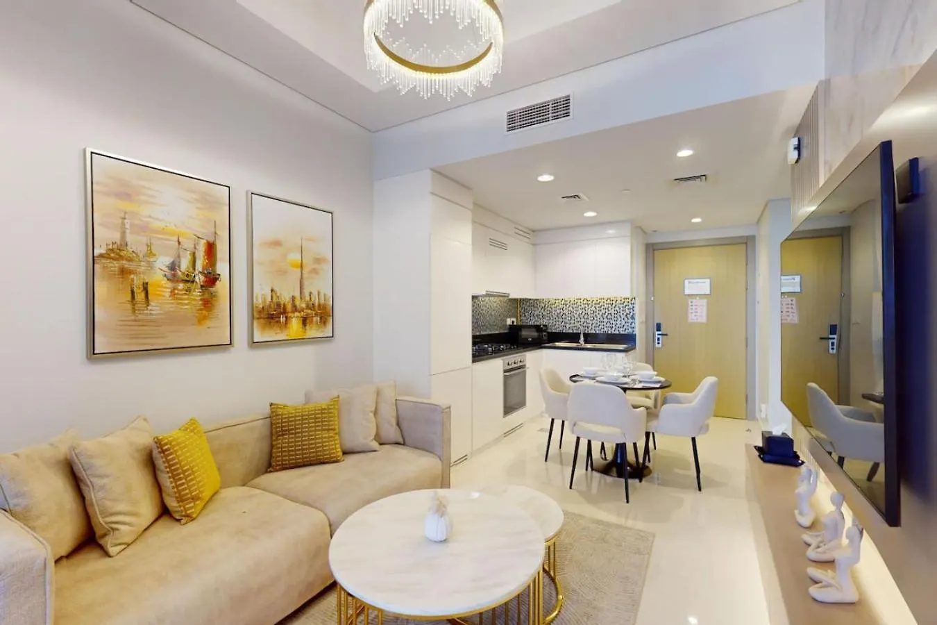 Amber Dust I Family Apartment In Business Bay Dubai